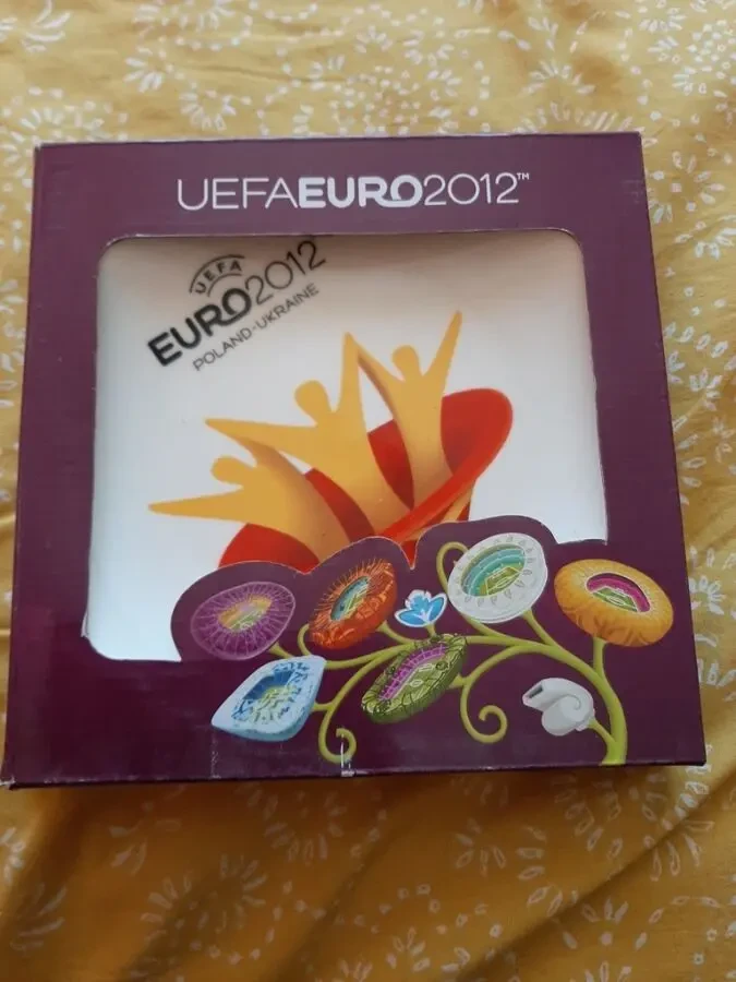 Тарелка сувенир Евро 2012 в оригинальной коробке