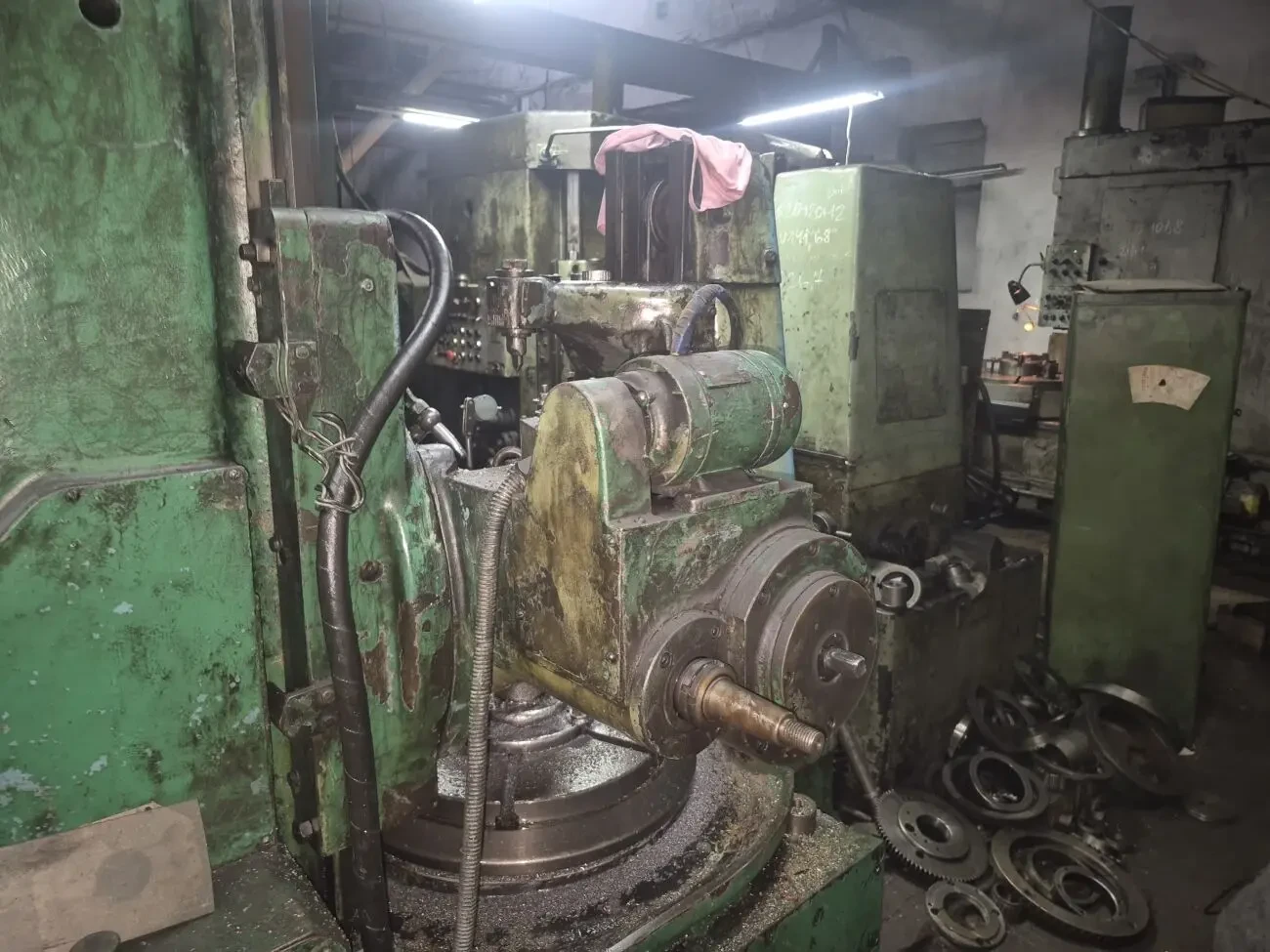 5Е32 Зубофрезерный полуавтомат