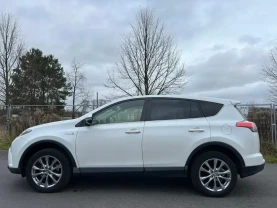 Автомобіль Toyota RAV 4 Hybrid 2018 без ДТП AWD