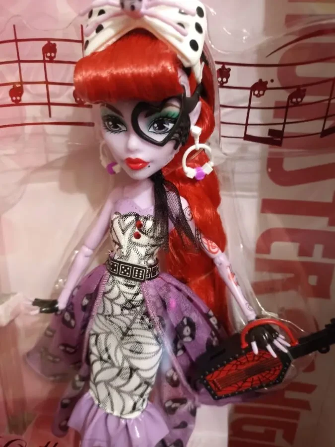 Лялька ( Monster High) Оперета 3