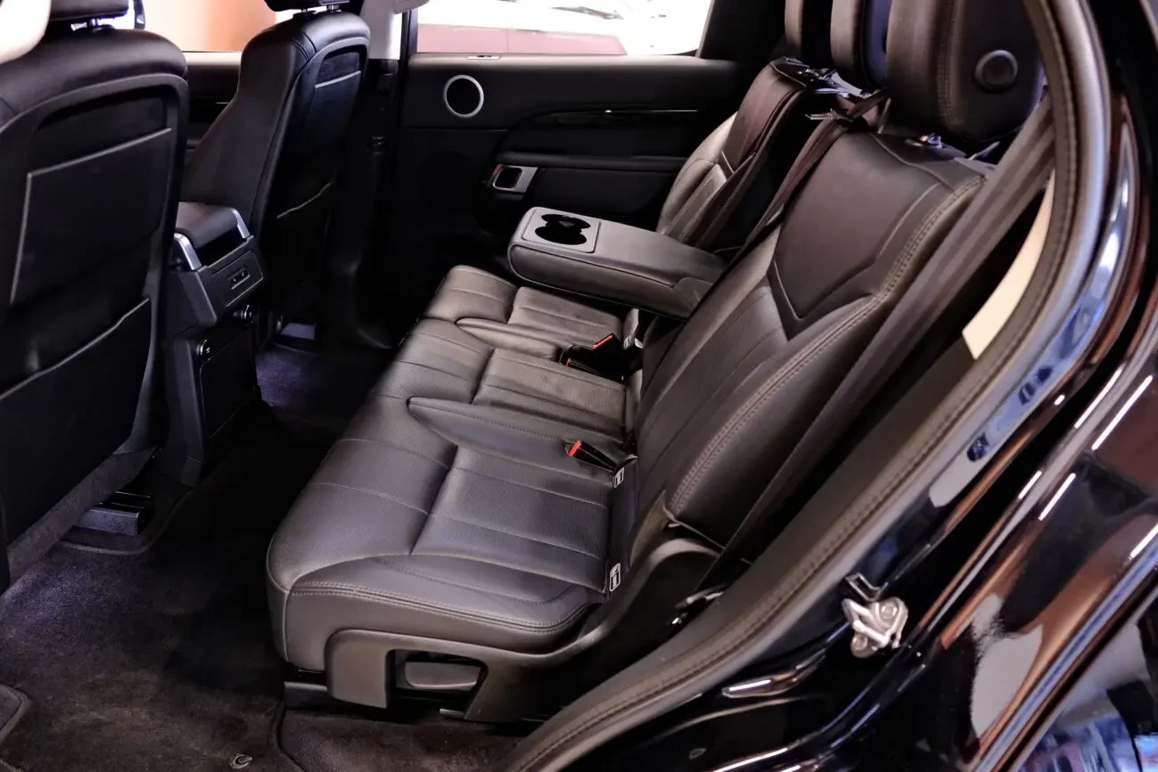 Land Rover Discovery 8