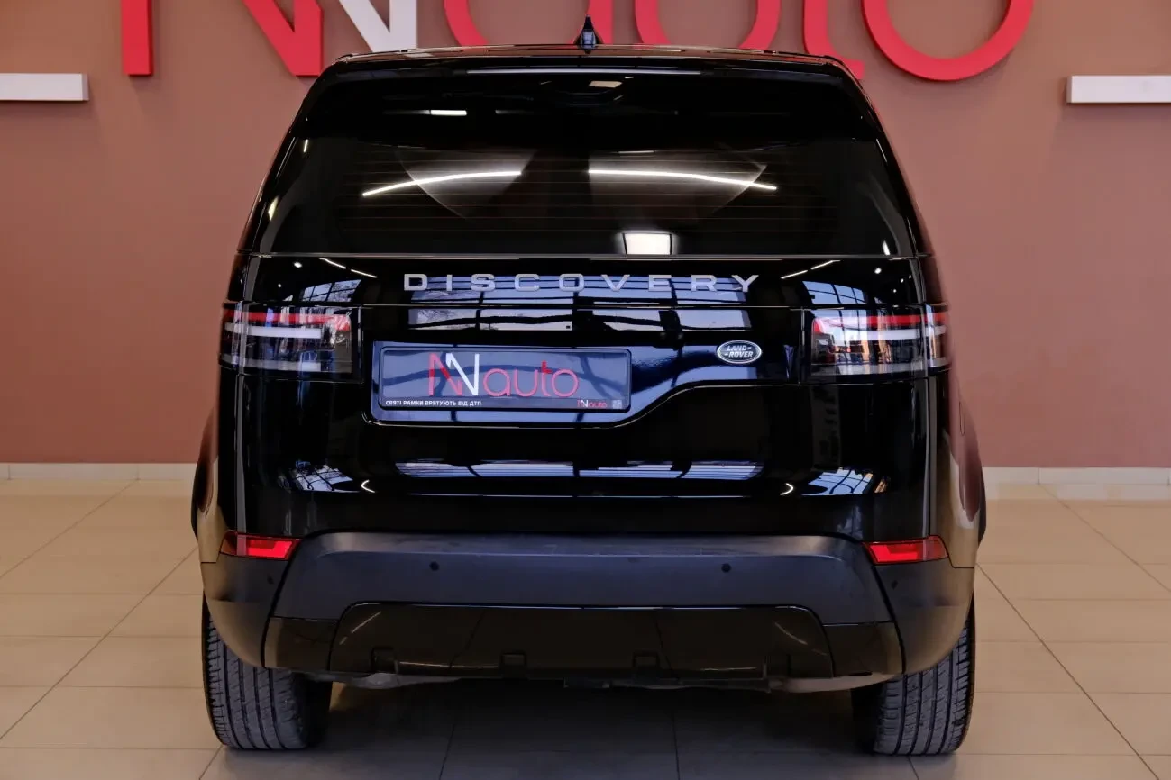 Land Rover Discovery 6