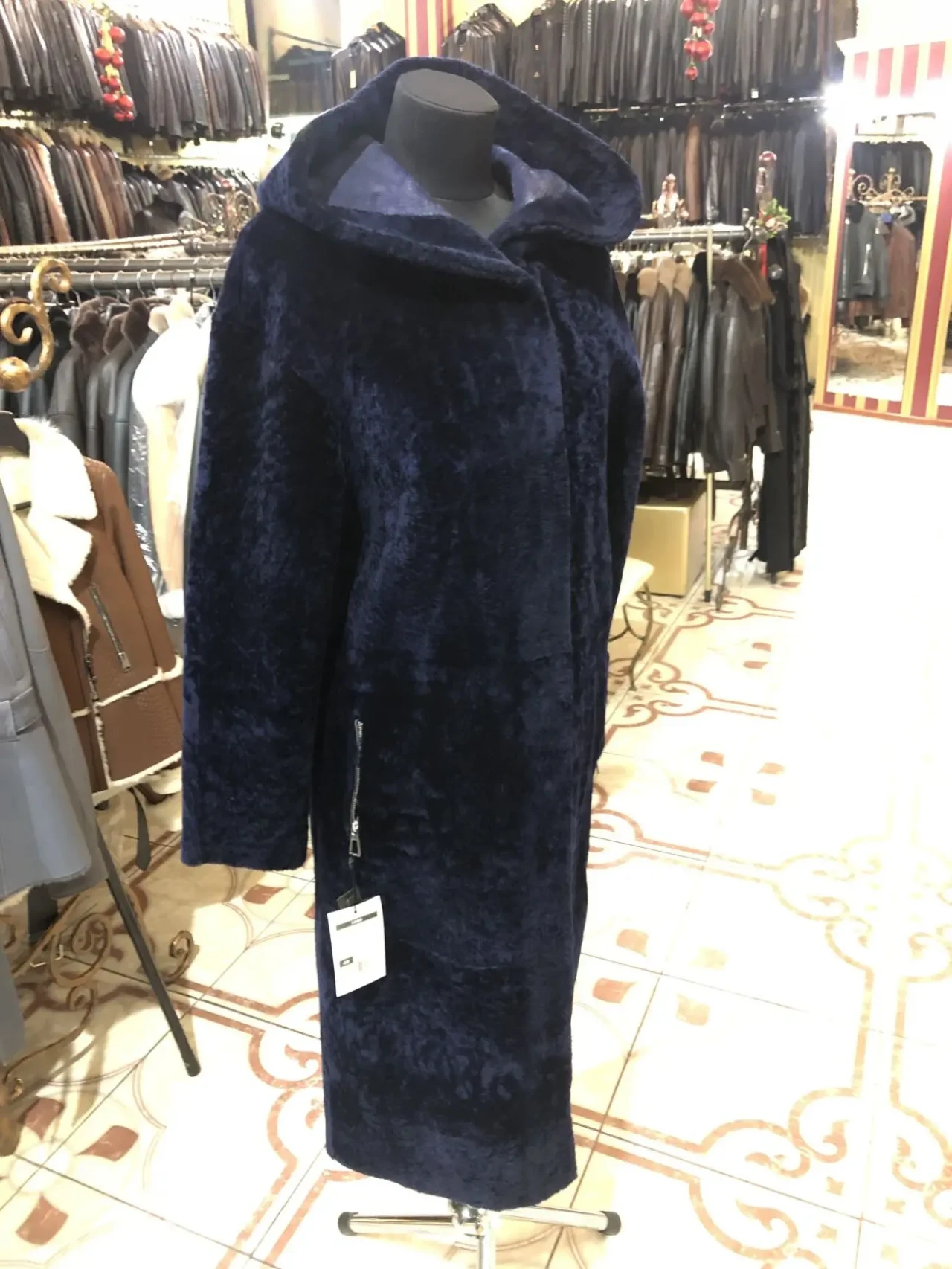 Двостороння шуба,дублянка астраган,пальто,з капюшоном 2