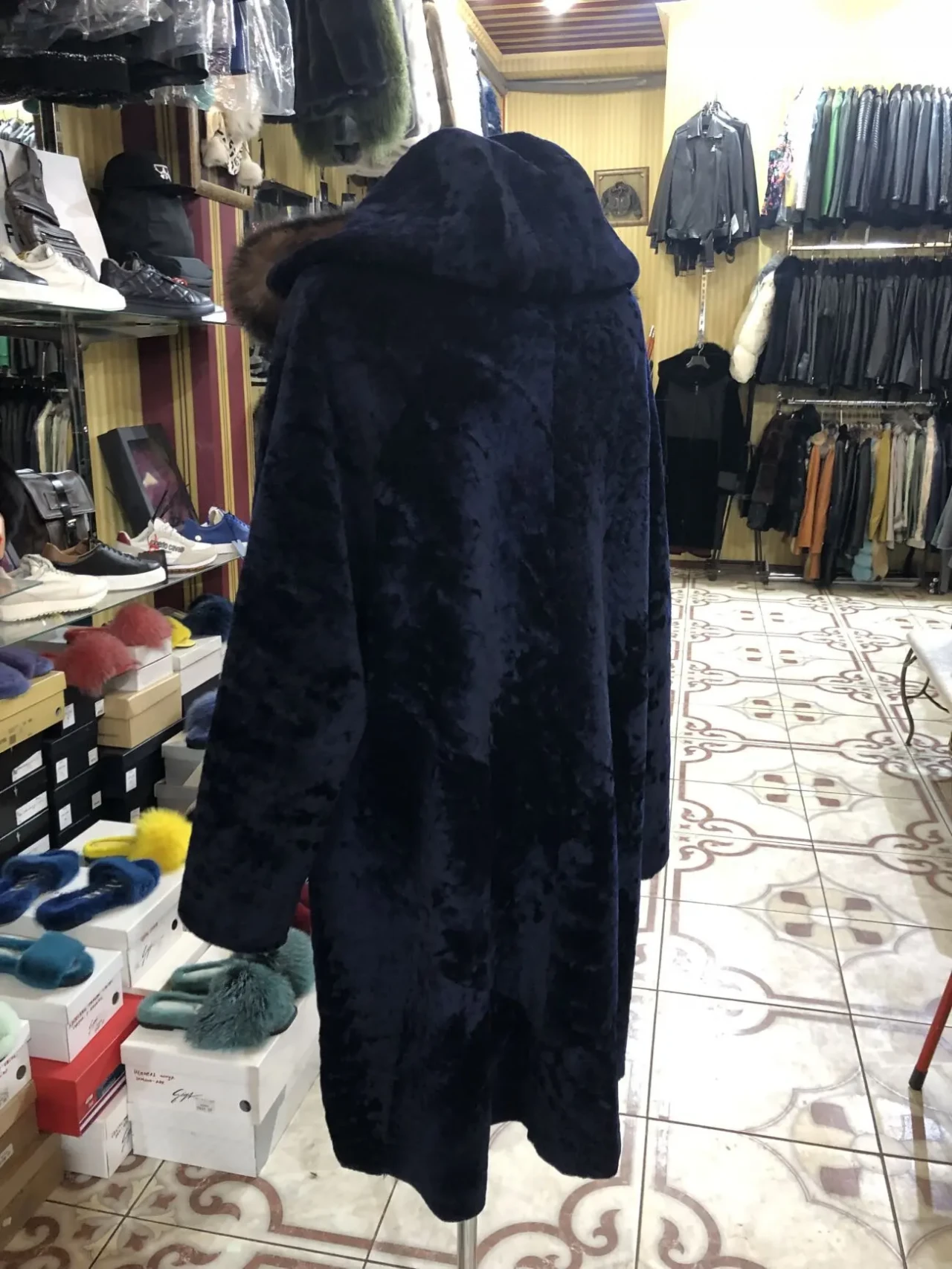 Двостороння шуба,дублянка астраган з капюшоном 5