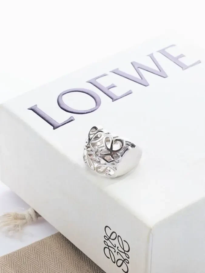 Каблучка Loewe 2