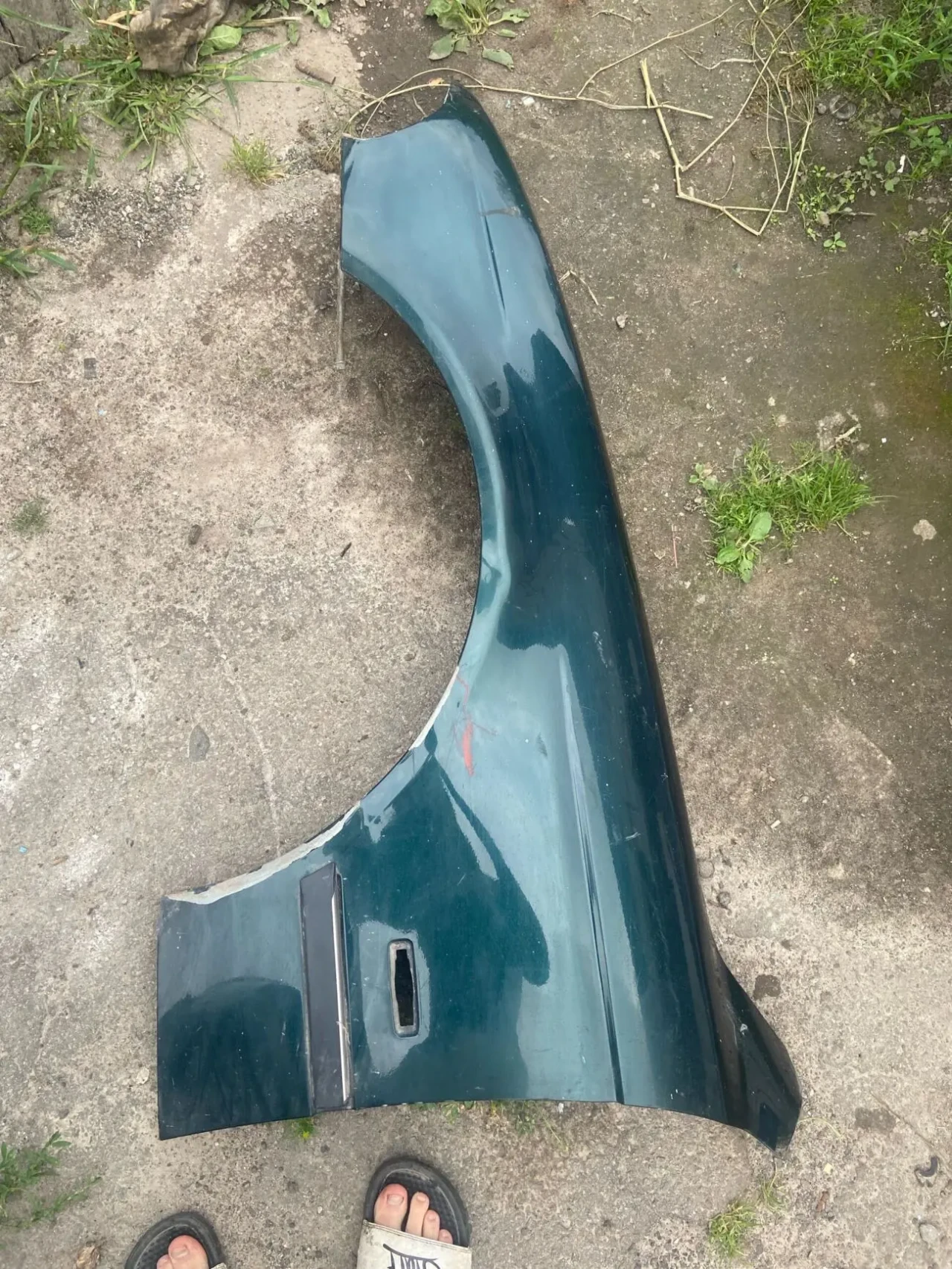 крило ліве бмв е 39 ( без предоплати)