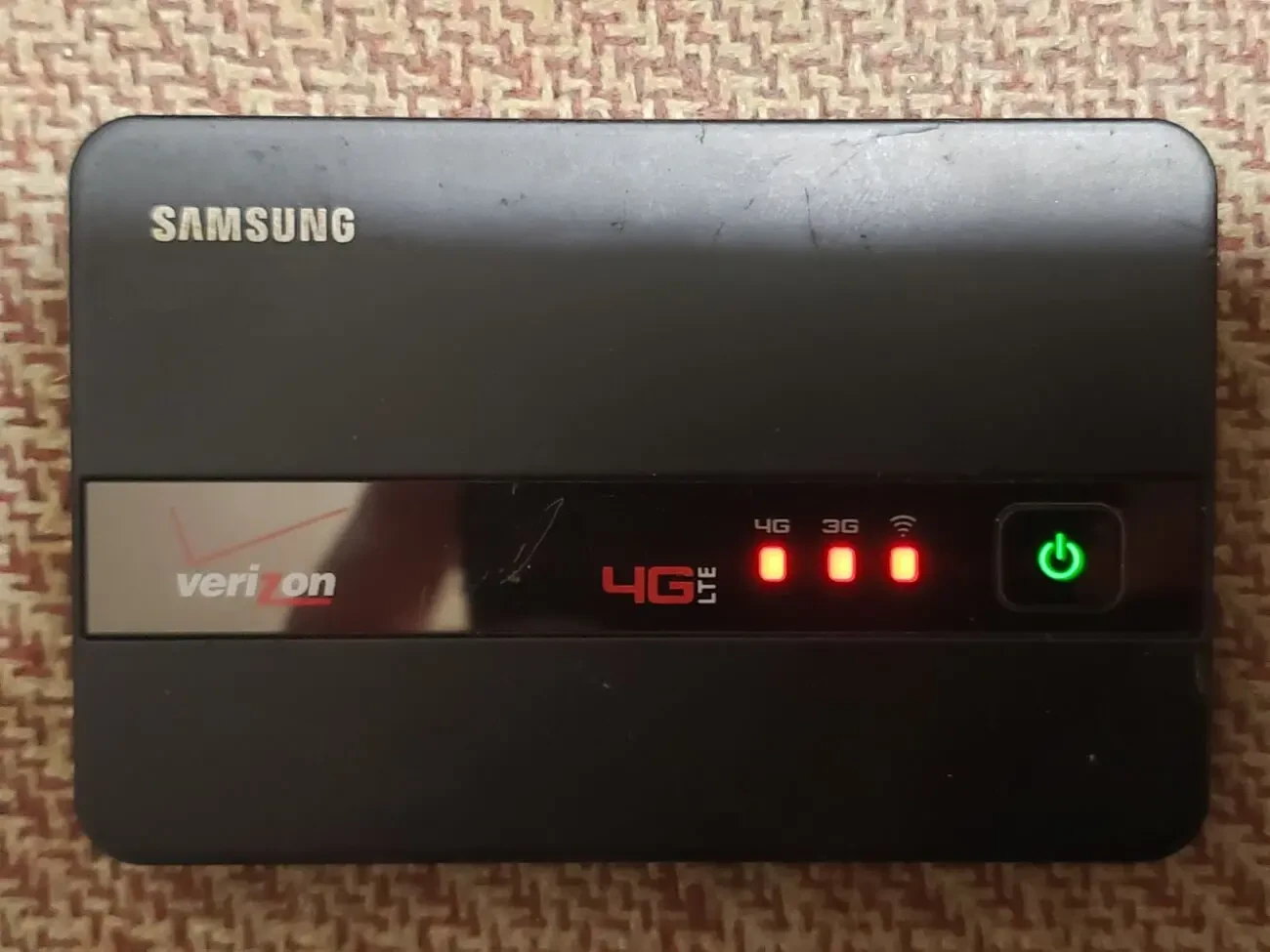 Мобильный Wi-Fi роутер Samsung LC11 3G/4G. 3