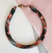 Прикраса із бісеру кольє-джгут Комплімент