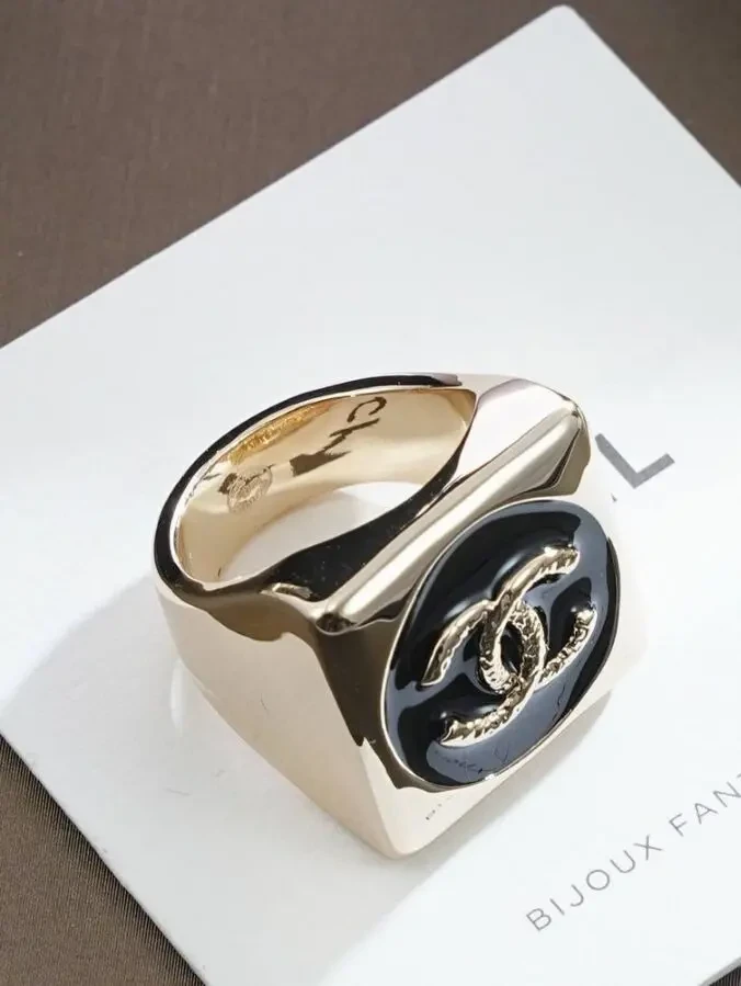 Каблучка Chanell 5