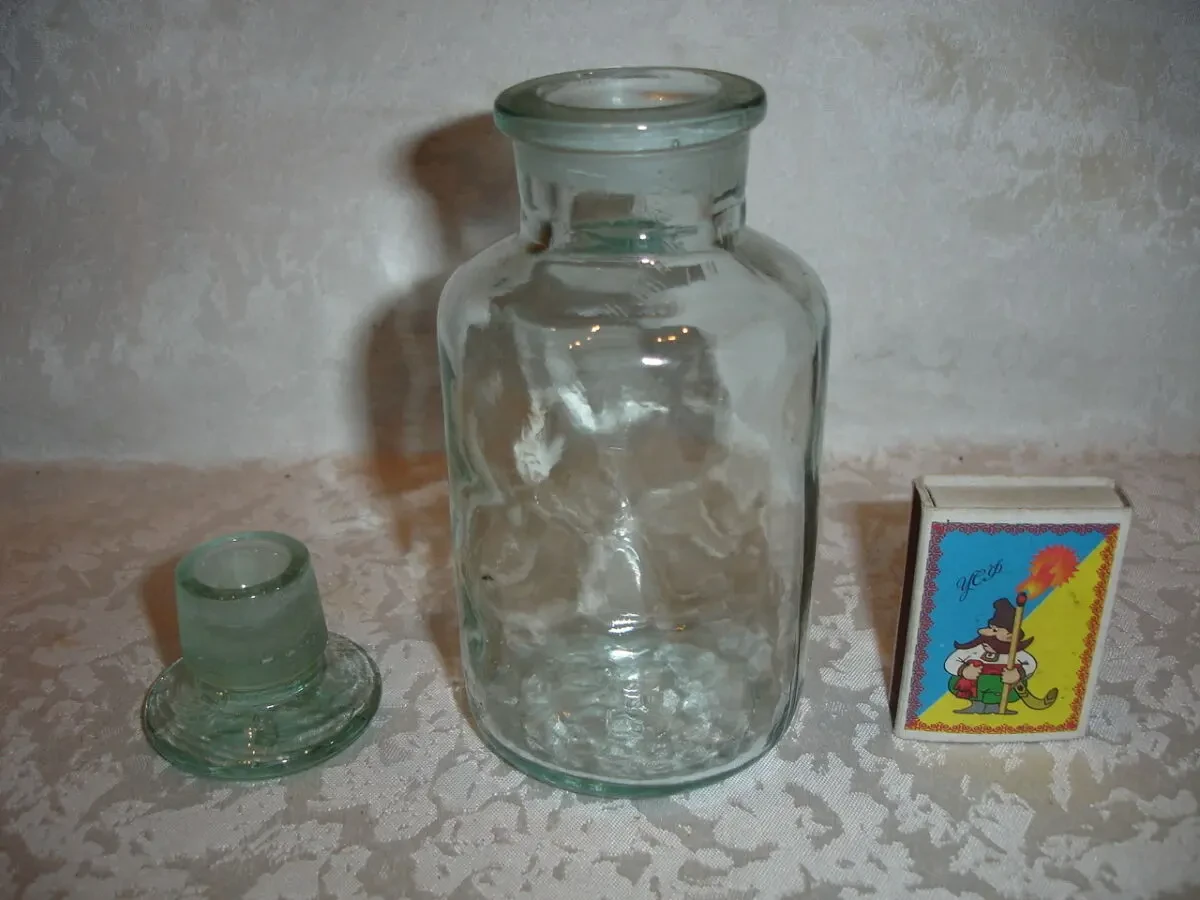 БАНКА/баночка аптечна/лабораторна на 250 мл, з притертою пробкою. 2