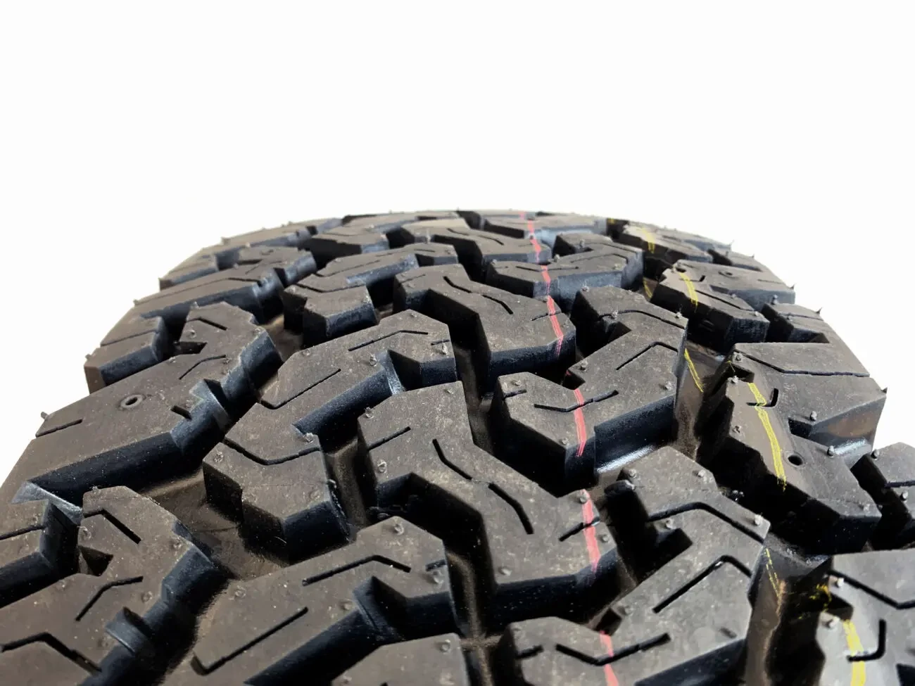 Шина болотна 255/70 R15 108Q резина грязьова 4X4 A/T GOODRICH 2