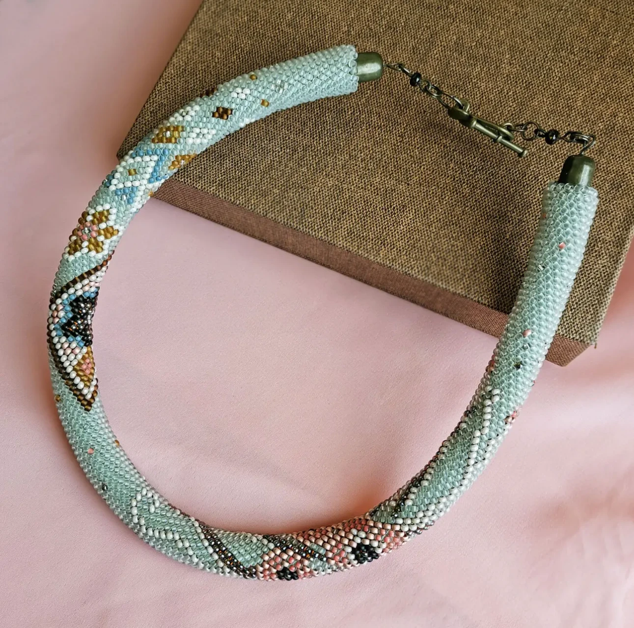 Прикраса із бісеру кольє-джгут Поезія 8