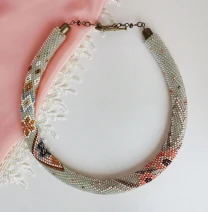 Прикраса із бісеру кольє-джгут Поезія