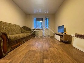 Продаж затишної 2к квартири на Юності