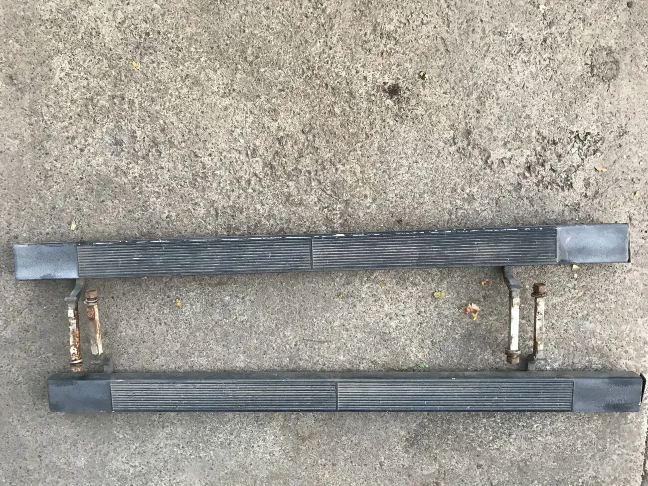 Приставні пороги до ВАЗ 2121 НИВА