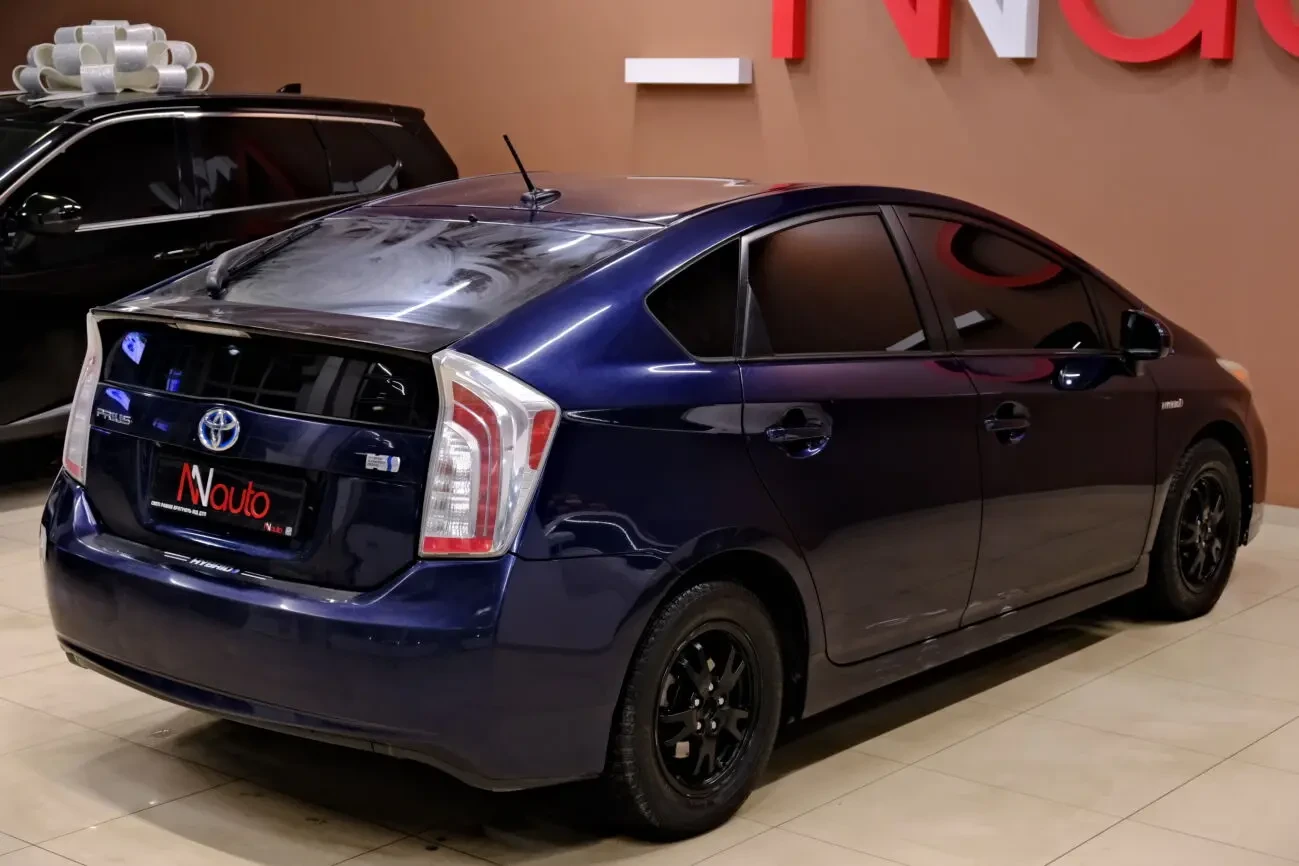 Toyota Prius 5