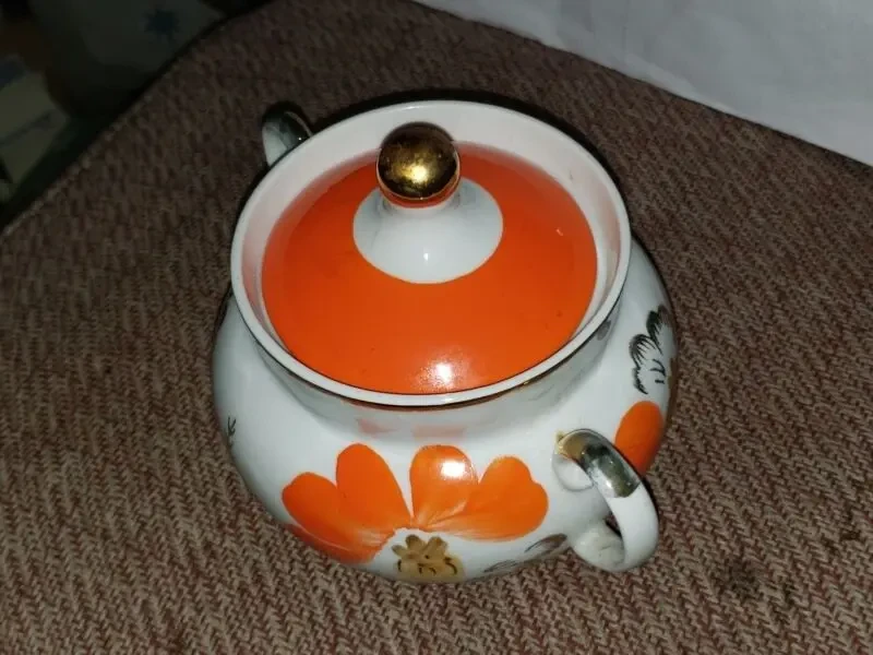 Сахарница ''Маки'' с ручной росписью, Барановска, СССР. 2