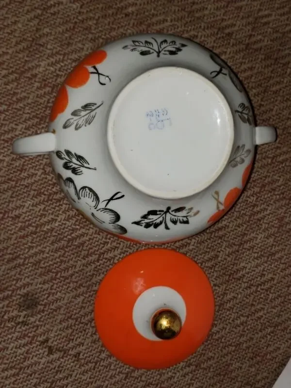 Сахарница ''Маки'' с ручной росписью, Барановска, СССР. 5