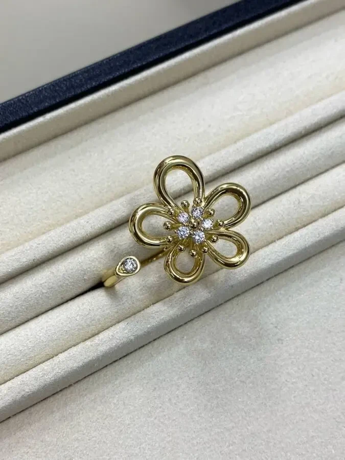 Каблучка Van Cleef Arpels 3