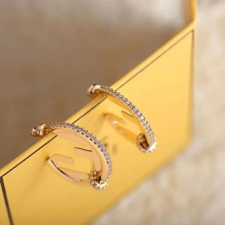 Сережки Fendi 2