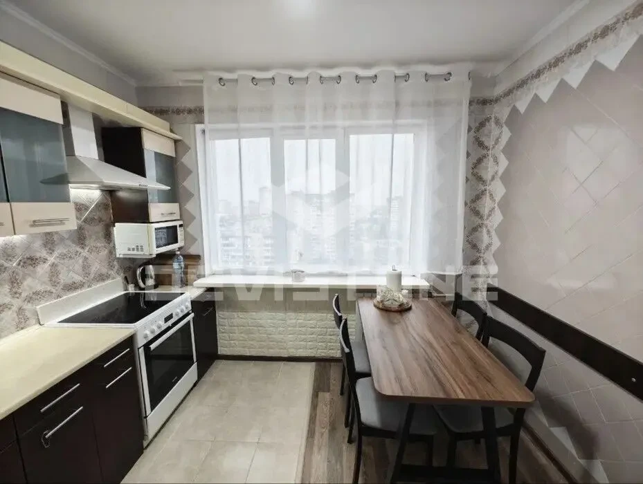 Оренда 2х евроремонт м. Мінська