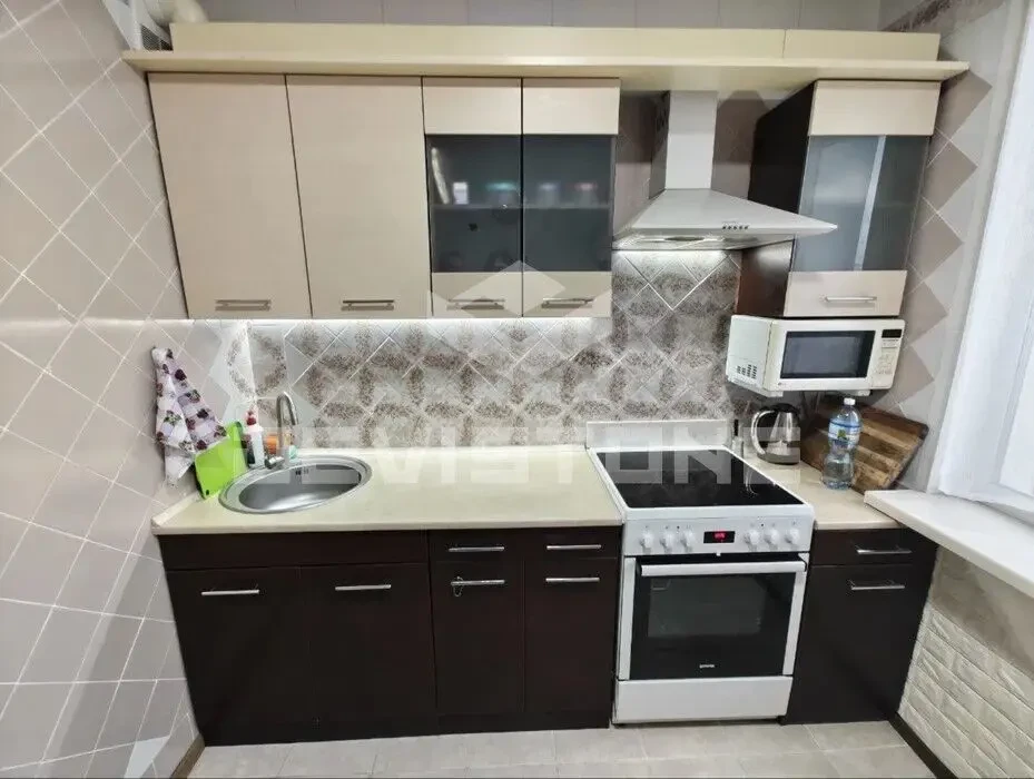 Оренда 2х евроремонт м. Мінська 3