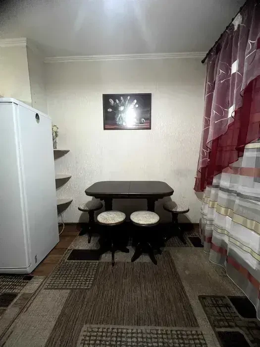 2к метро Харківська 5