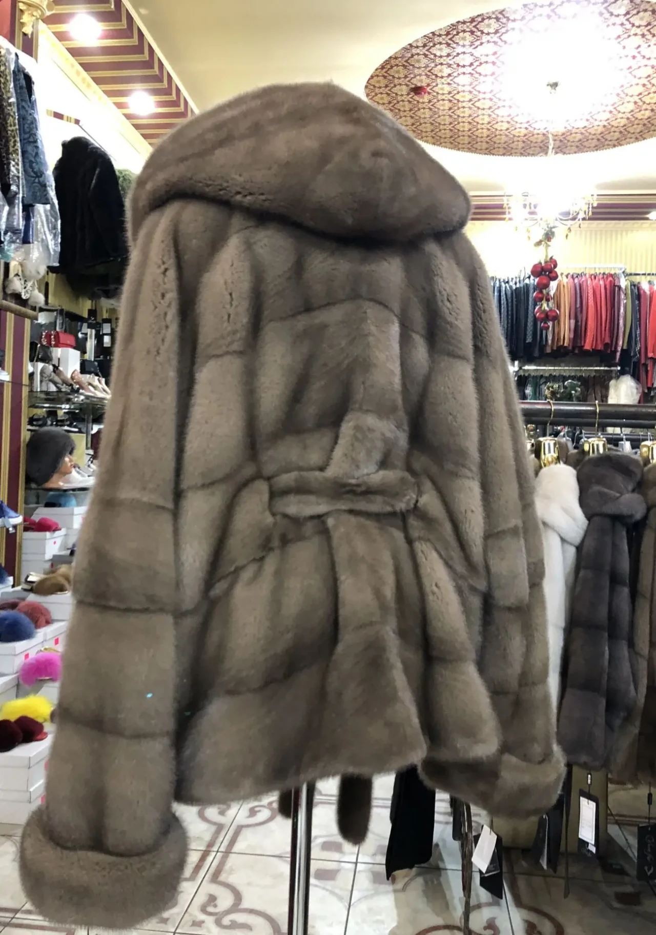 Шуба норкова капюшон кобра,паркетка пояс 5