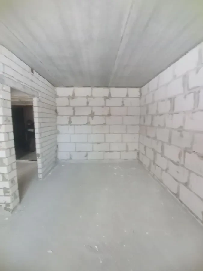 Продам найдешевшу 1-о кімнатну у ЖК Пташка на безепечному поверсі. 5