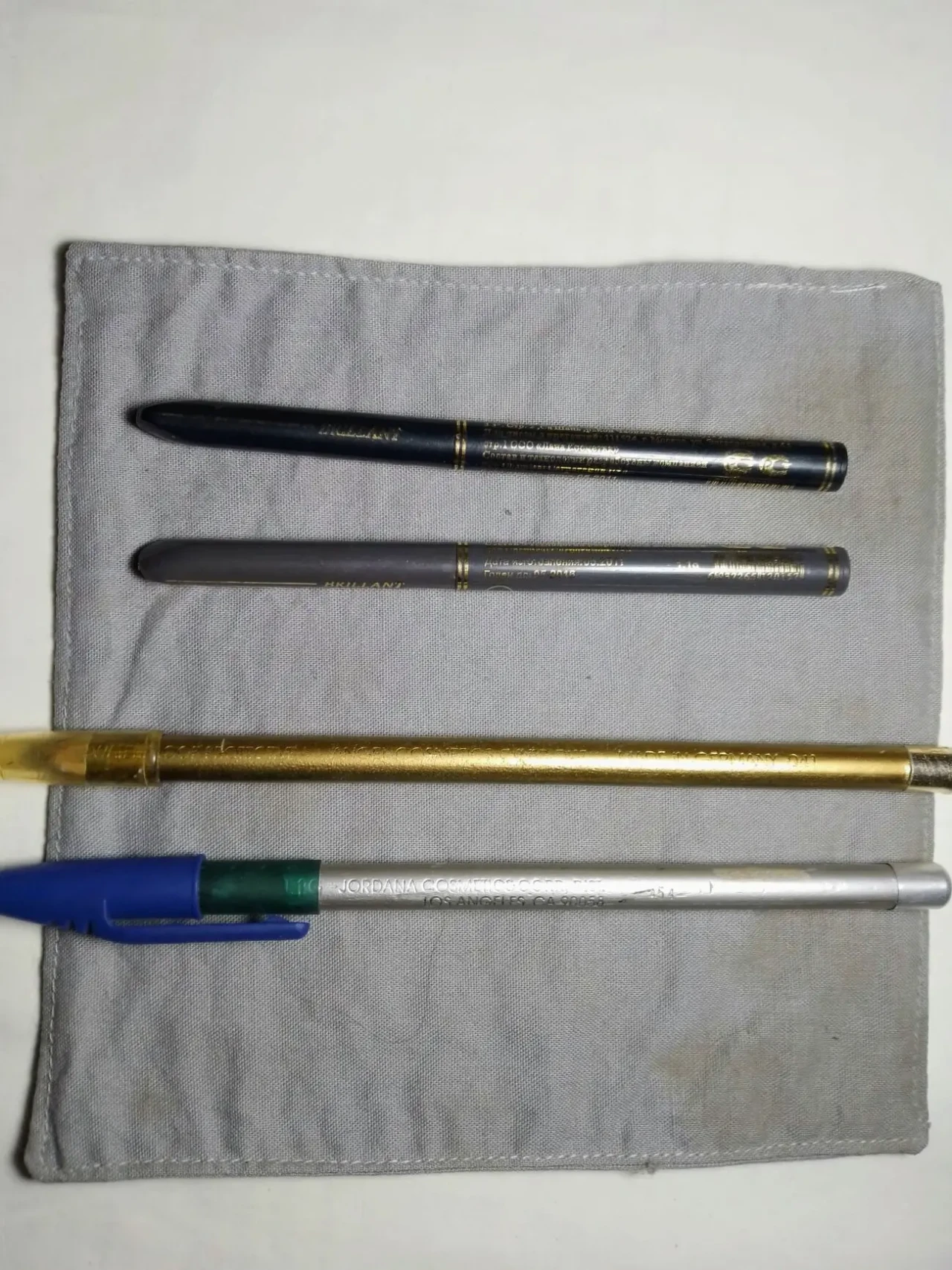 Карандаш чёрный для век и бровей косметический, пластик, дерево, 2 шт 2