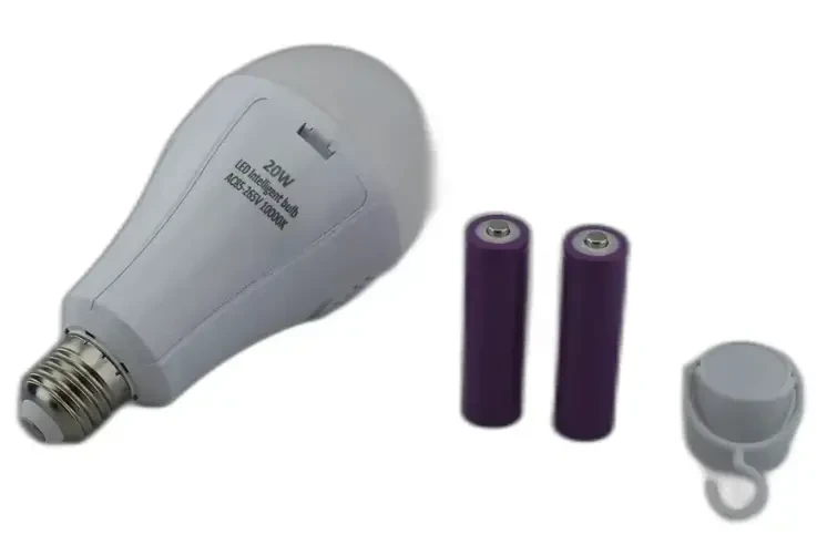 Енергозберігаюча лампа 20w з 2 змінними акумуляторами та зарядкою 4