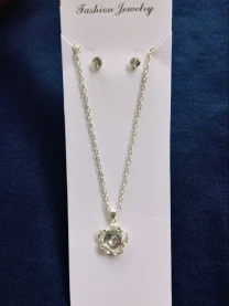 Кулон з сережками