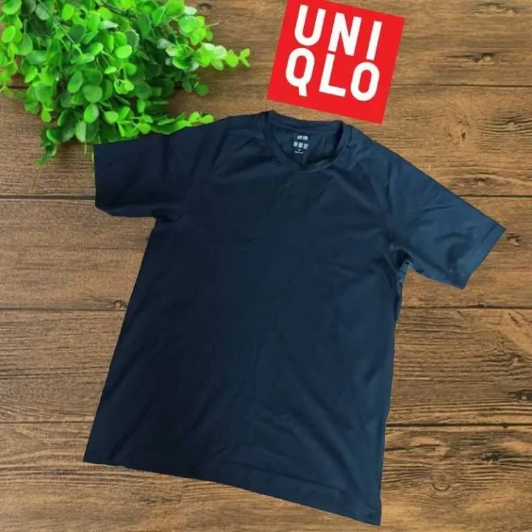UniQlo Спортивная мужская футболка бесшовная черная М на 48