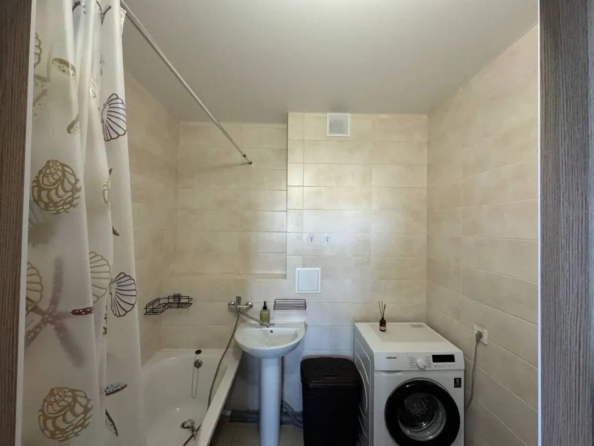 Продам 2х кімнатну/ 7 небо/ євідновлення 9