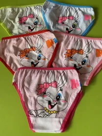 Трусики на дівчинку 6-7 років.