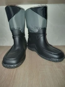 Взуття зимове, чоботи водонепроникні