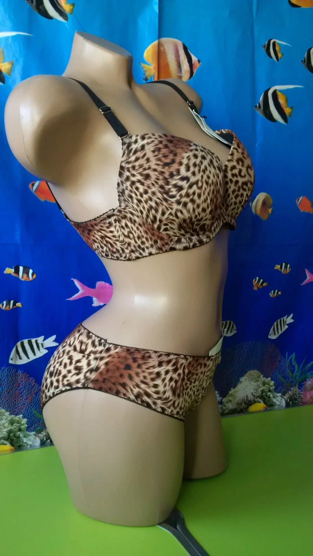 Комплект спідньої білизни, Африка 3