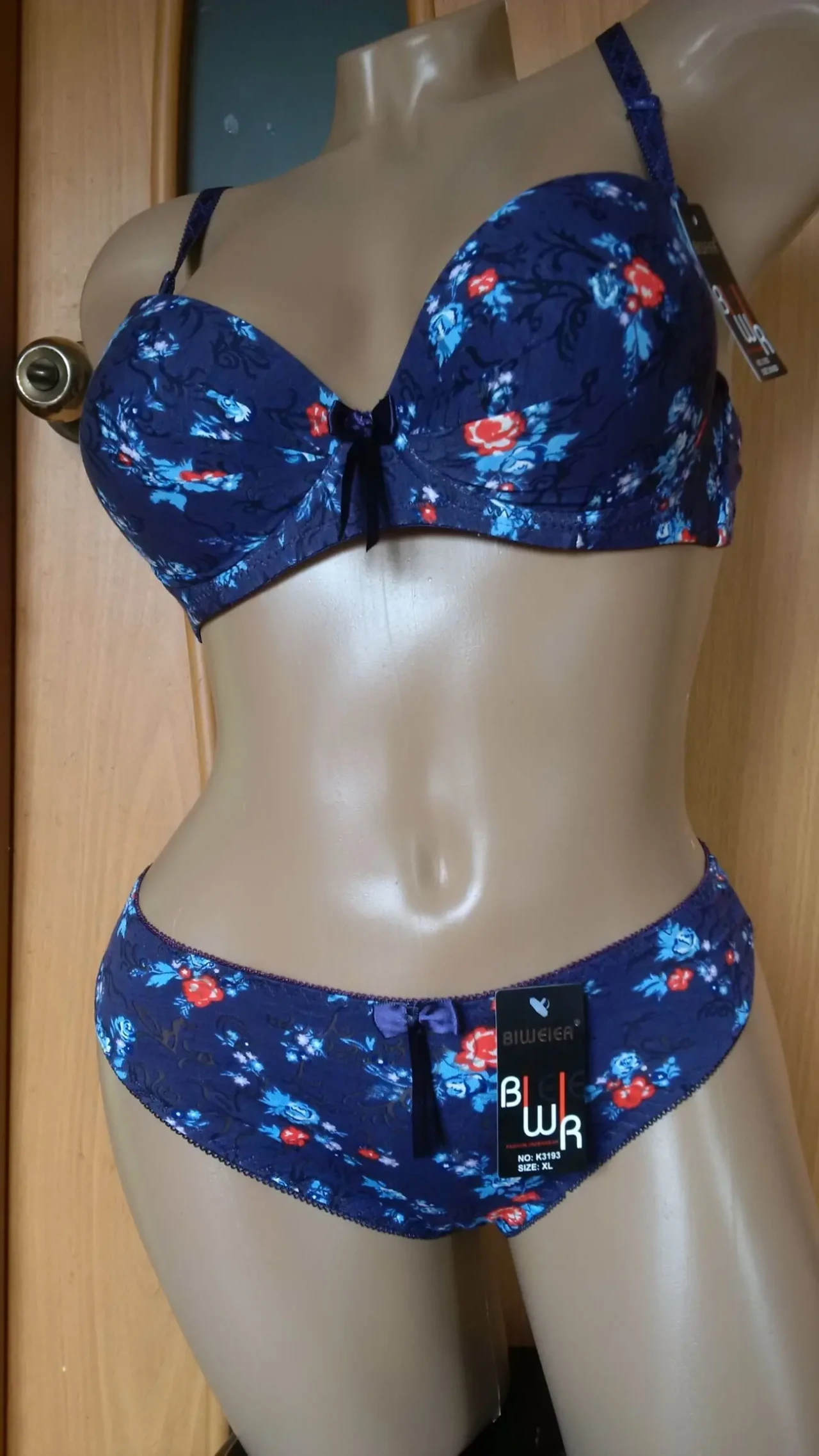 Комплект нижньої білизни biweier 4