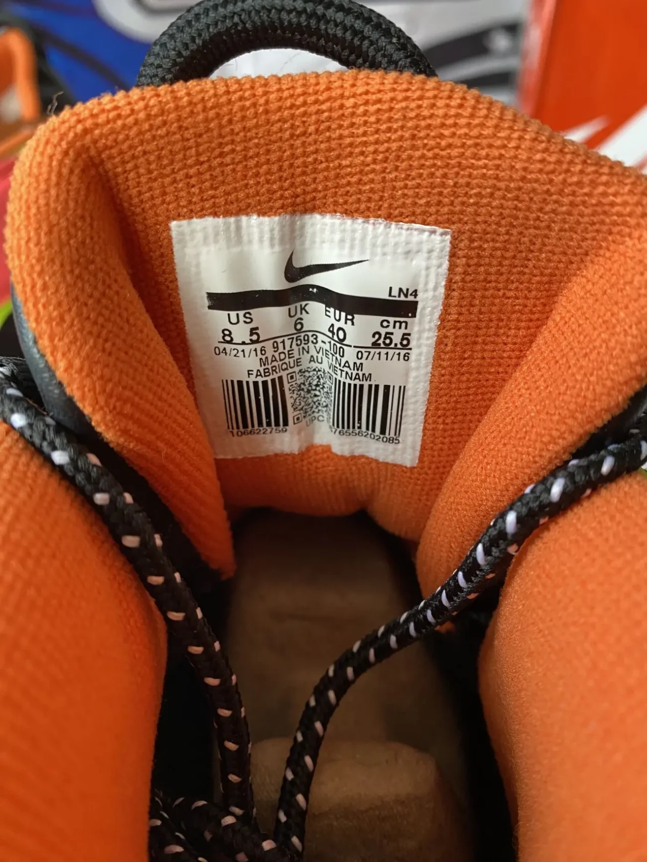 Жіночі nike air More Uptempo 9