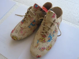 кросовки жіночі кольорова натуральная шкіра