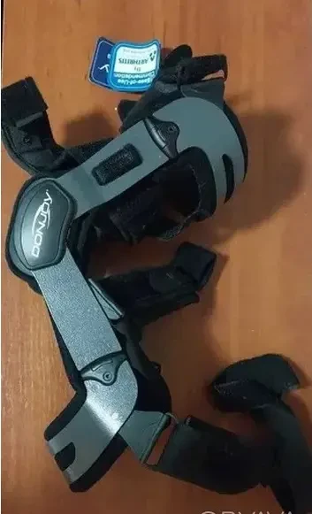 Ортези на коліно DonJoy OA Nano та Thuasne Rebel Reliever