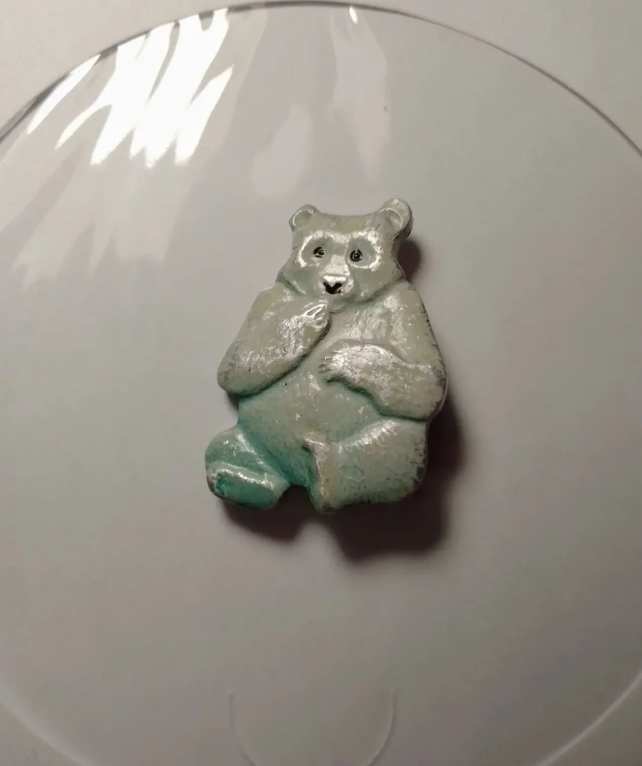 Брошь значок медведь белый и 8 марта ,ретро набор 2 вещи 2