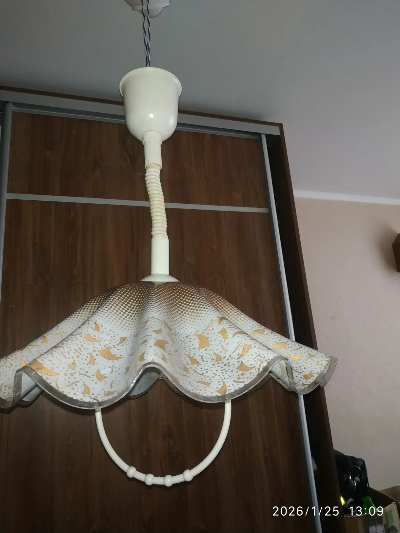 Люстра с абажуром 3