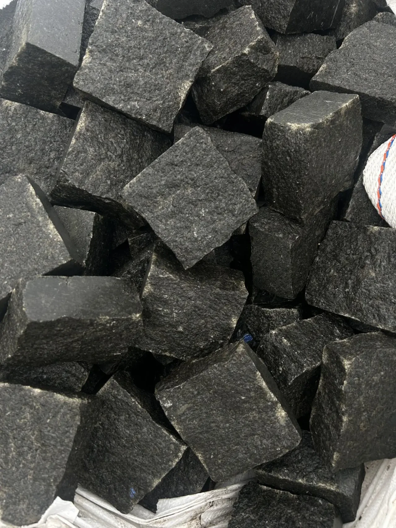 Гранітна бруківка 4