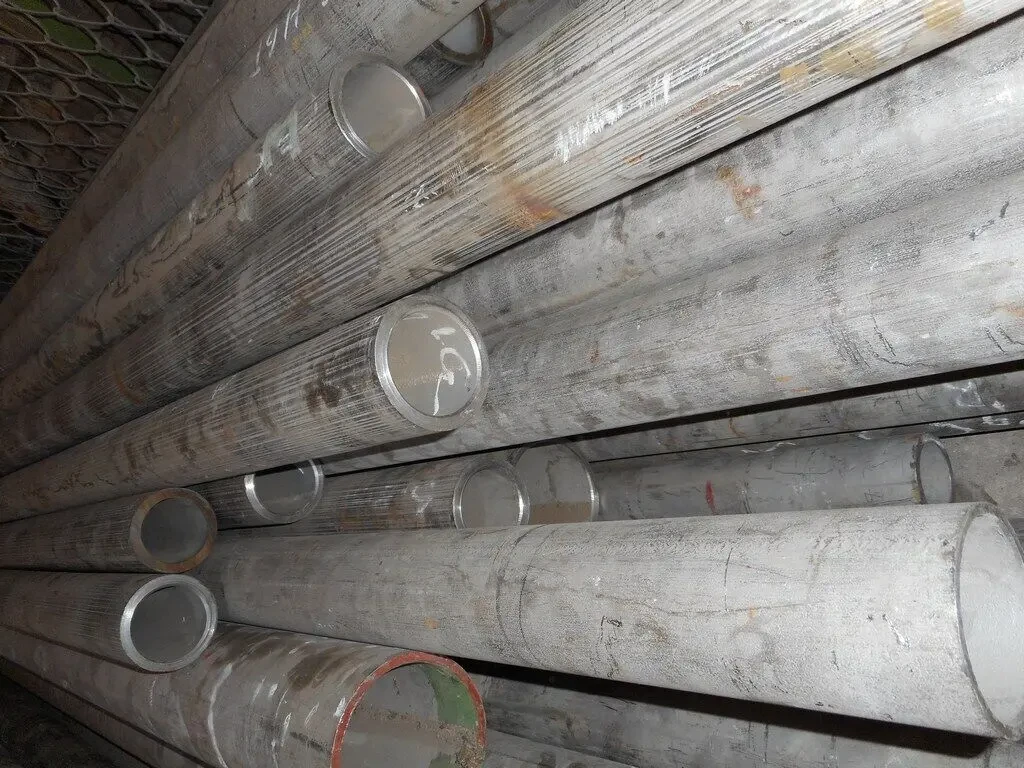 Продам трубы нерж, (разные) лист перфорированный, AISI 10