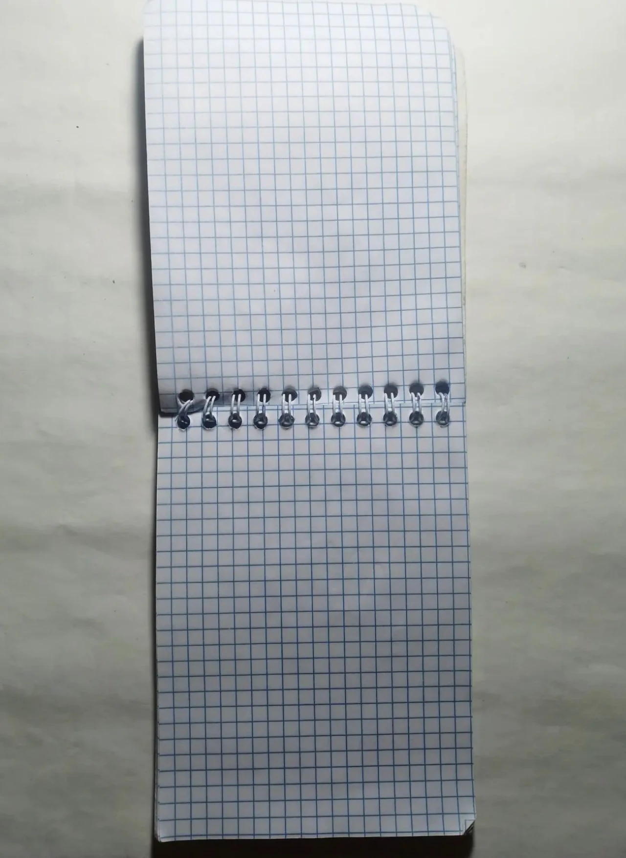 Блокнот клетка а6 пружина 2 штуки набор. 2