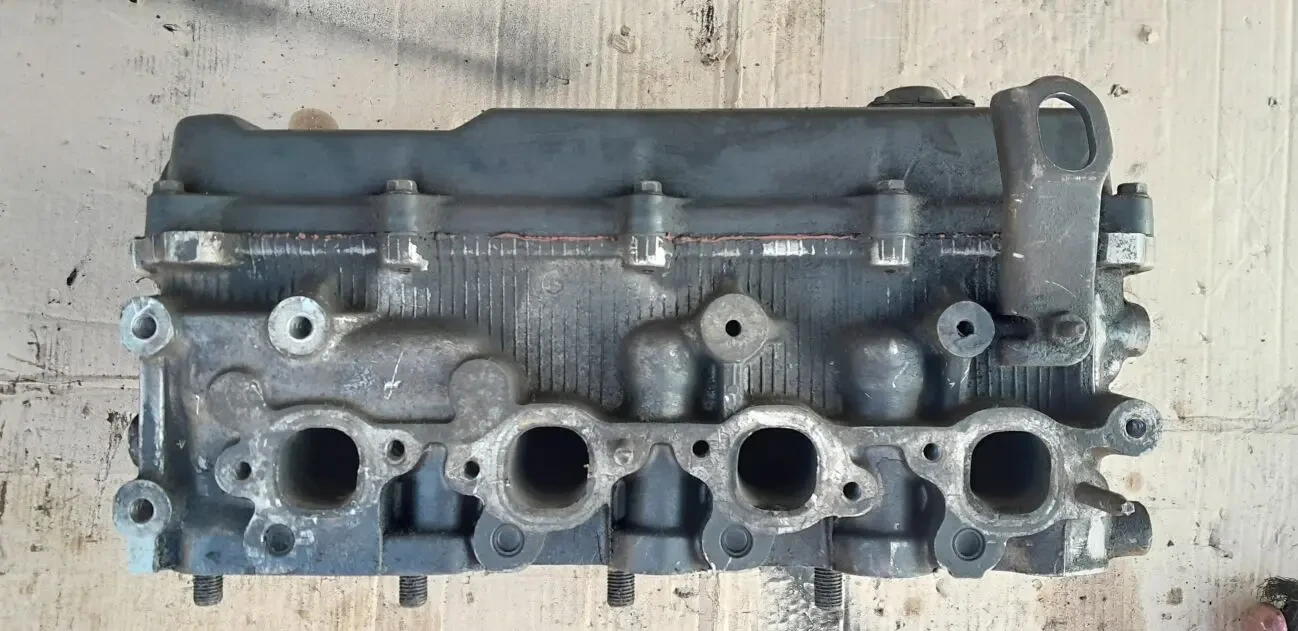 R09158143 ГБЦ Головка блока Опель Астра Вектра 1,7 ТД 2