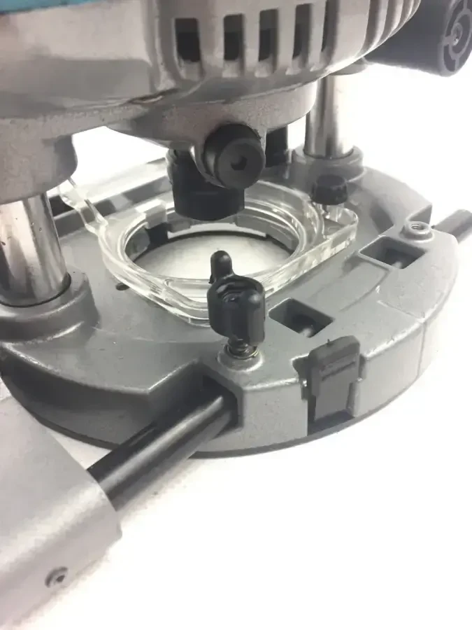 Професійний фрезер Makita RP2301FC 4