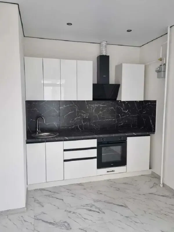 2-х комнастная квартира с евроремонтом в новом сданном доме на Таирова 8