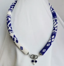 Прикраса із бісеру кольє-джгут Сніжна синява